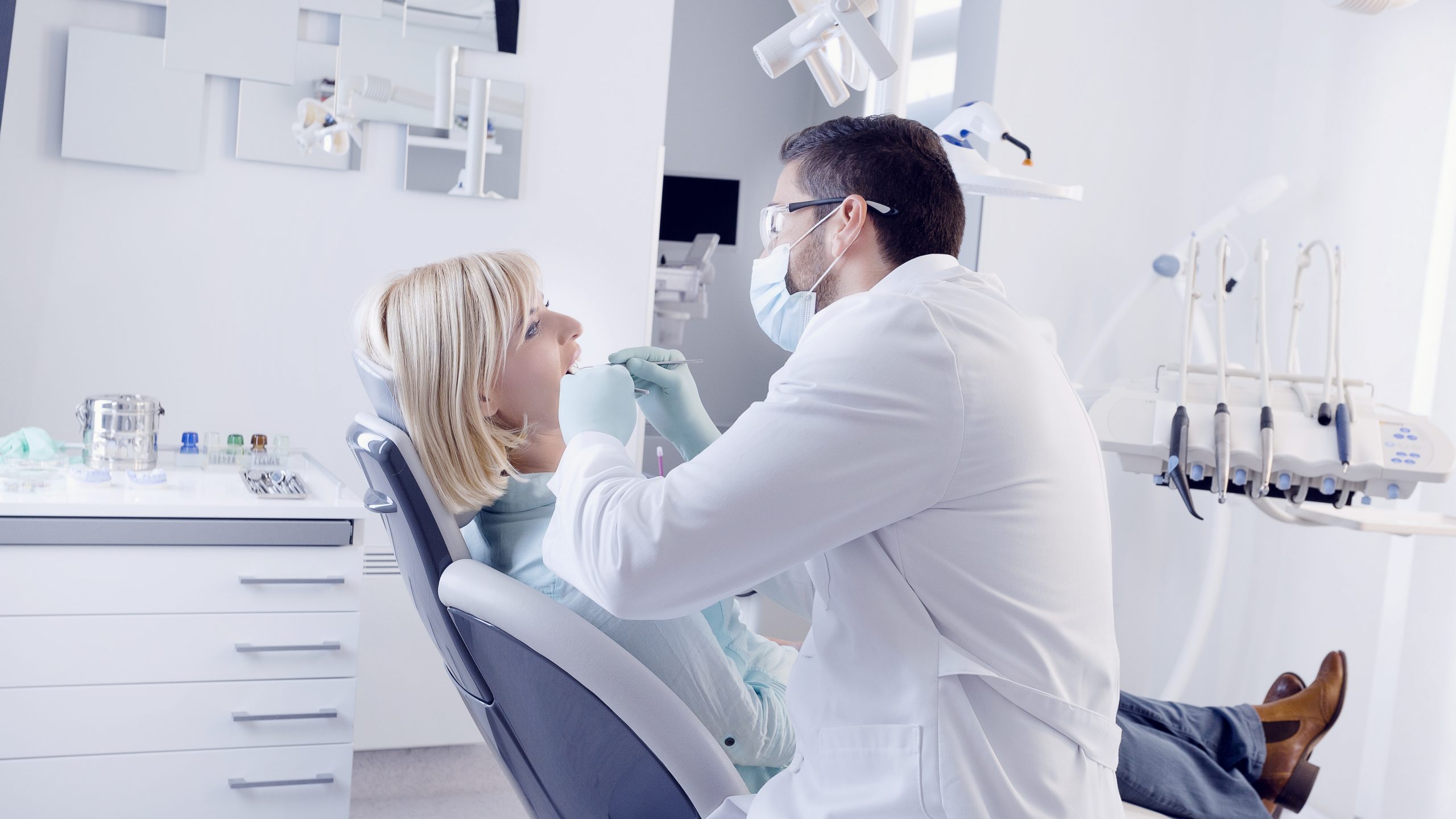 Dentist in Bellflower, CA
